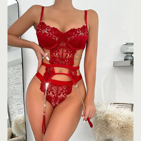 Luné Intimates Altın Zincir Detaylı Siyah Dantel Büstiyer Takımı