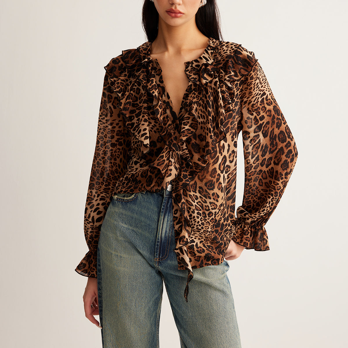 Leopar Baskılı Fırfırlı Bluz
