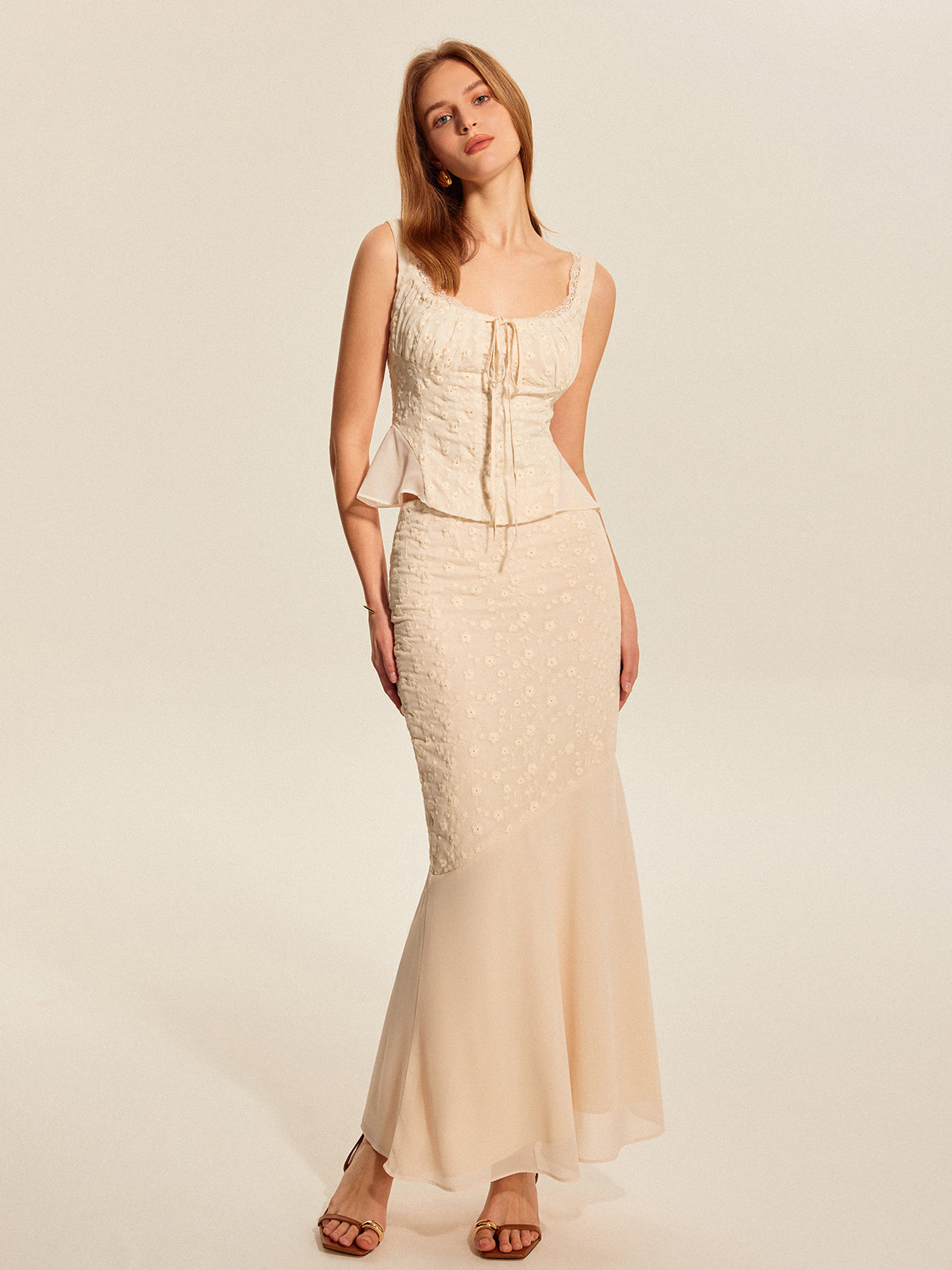 Dantel Süslemeli Dantelli Çiçekli Peplum Üst
